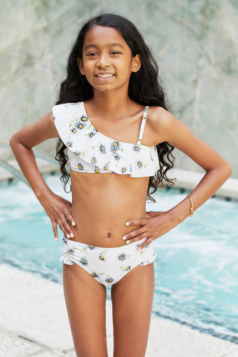 Hazel Blues® | Float On Asymmetric Neck Two-Piece Set in Daisy Cream: Youth