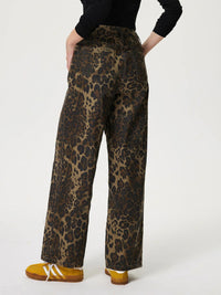 Hazel Blues® |  Leopard Straight Jeans with Pockets