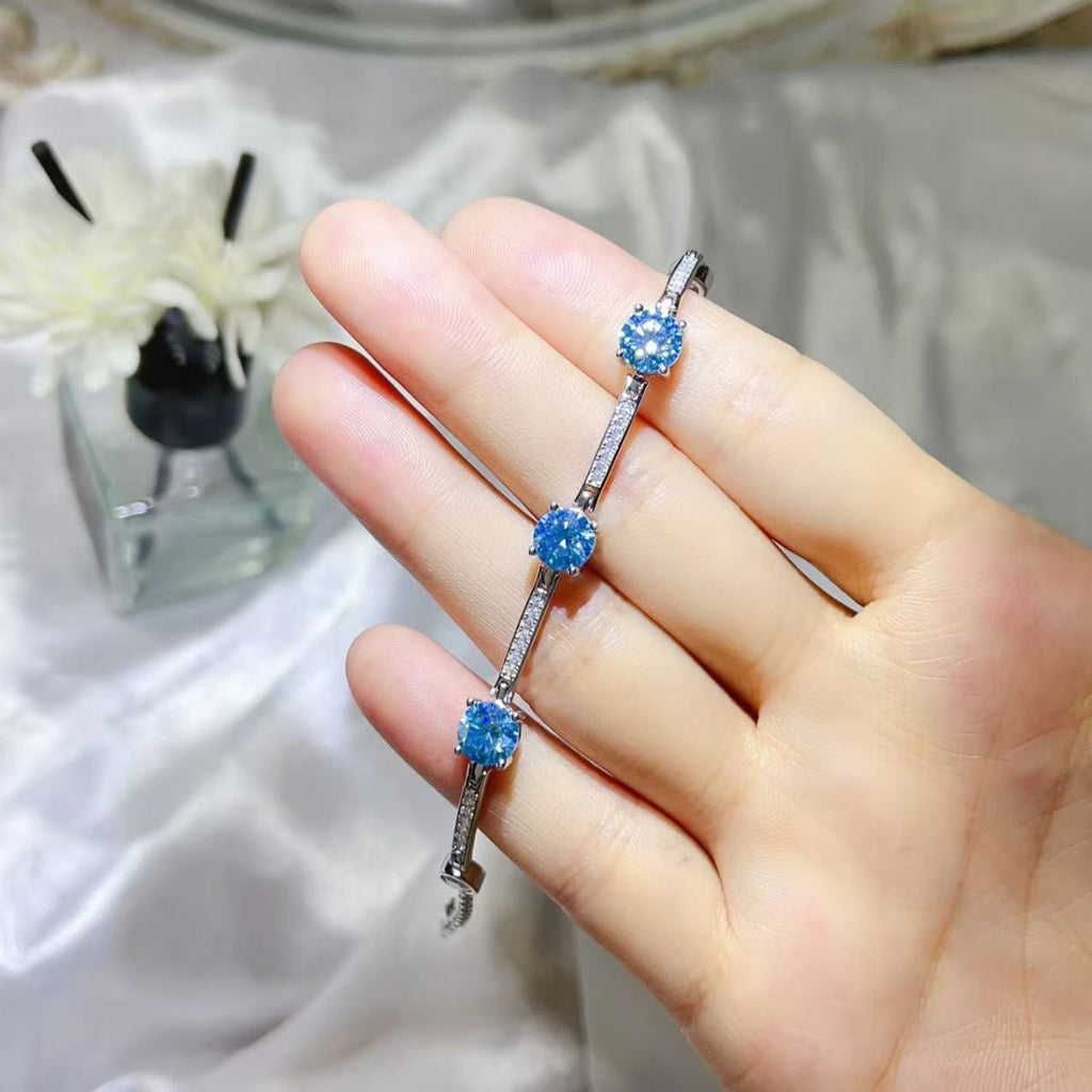 9338ba16-1278-4c4b-8111-c6a3eb26cb93-Max