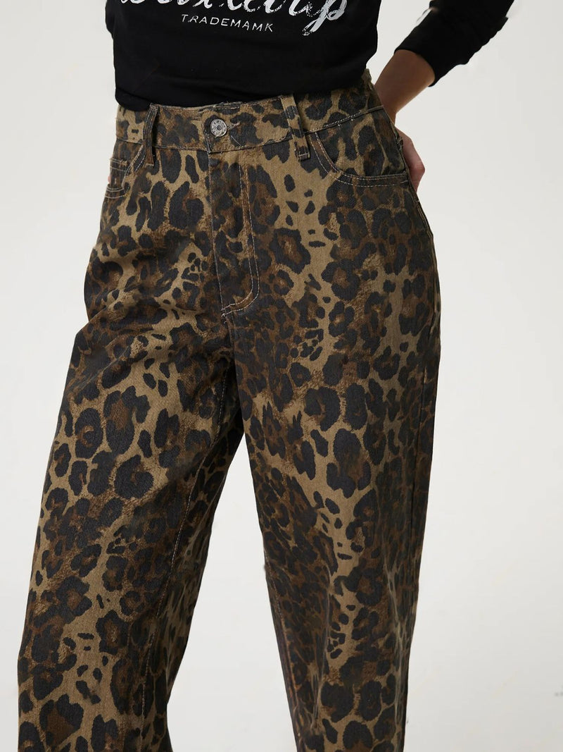 Hazel Blues® |  Leopard Straight Jeans with Pockets