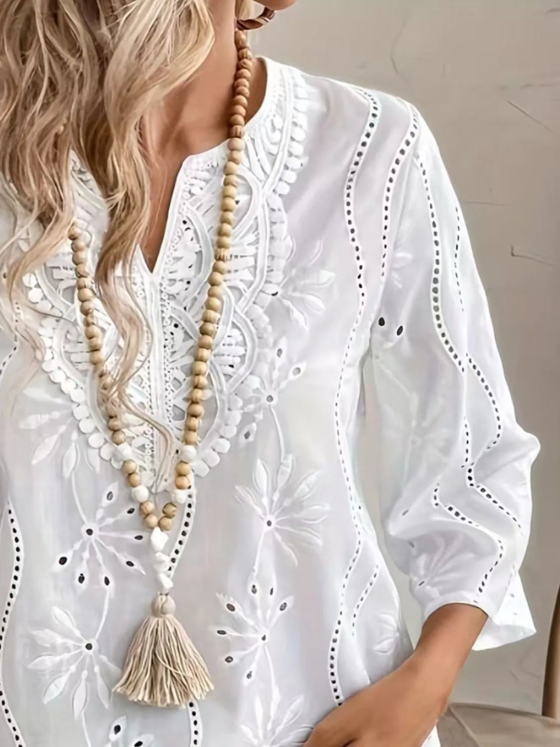 bluelea ブルレア Braid Blouse ホワイト Eyelet Notched 3/4 Sleeve Blouse – Hazel Blues®