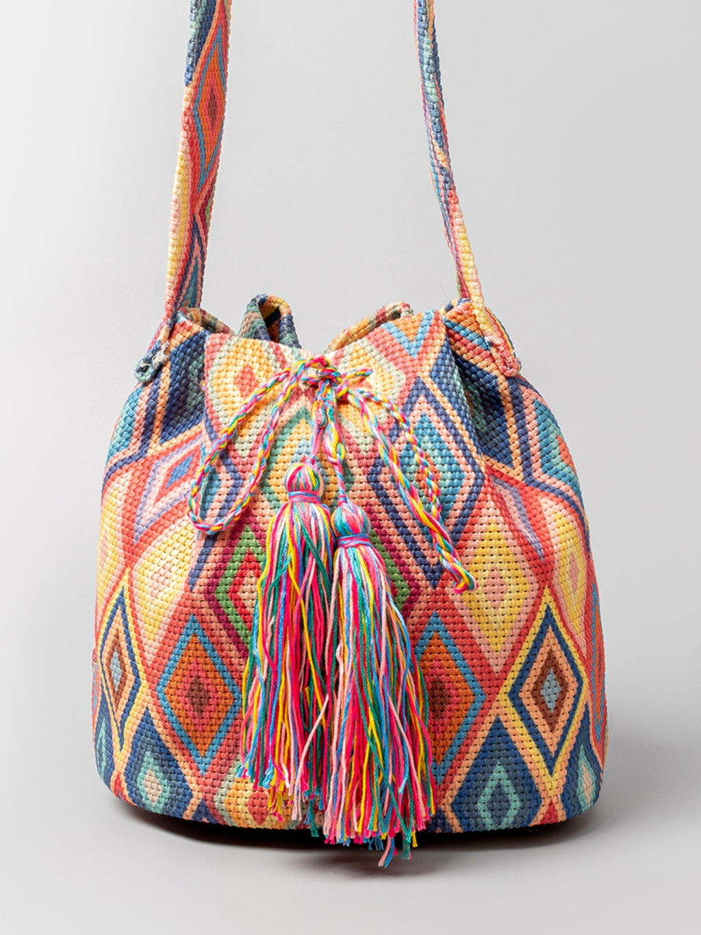 Hazel Blues® |  Drawstring Tassel Geometric Shoulder Bag