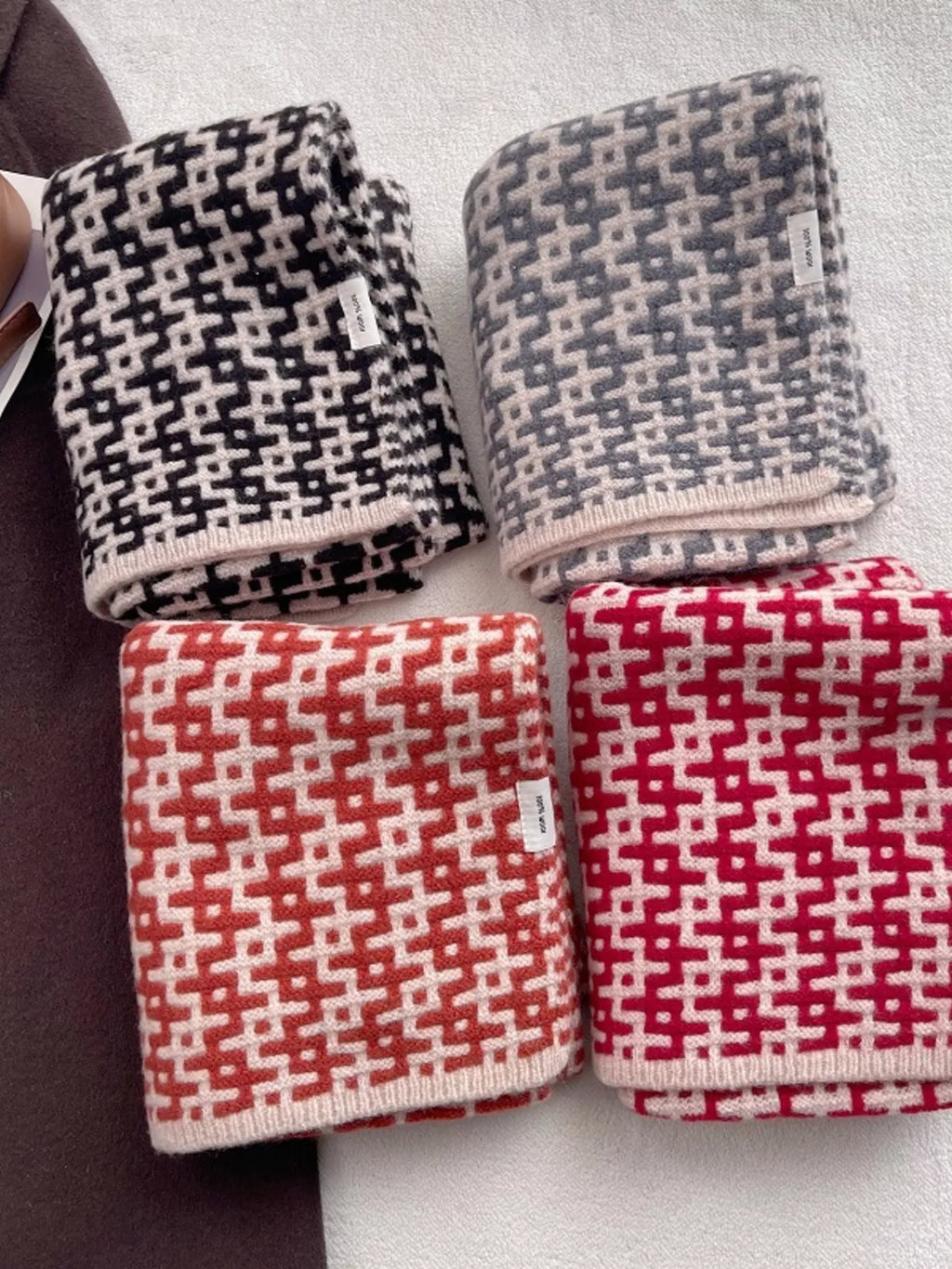 2547709bdb404264bfc7c82d515ed64b-Max-Origin