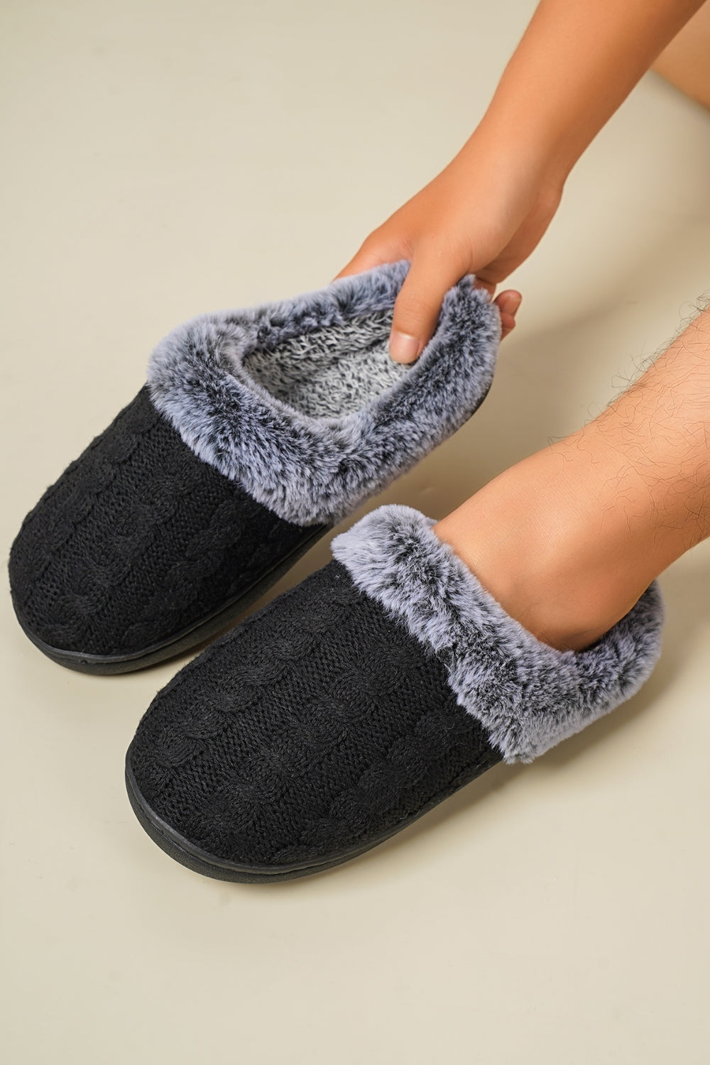 Hazel Blues® |  Cable-Knit Fluff Round Toe Slippers