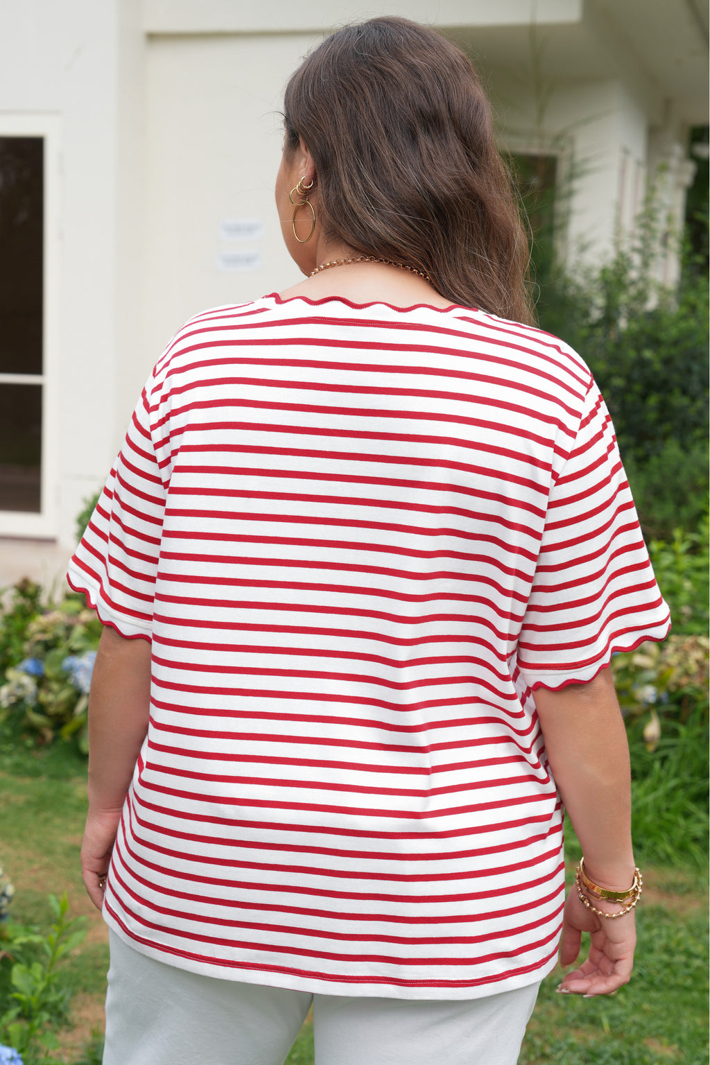 Scalloped Trim Round Neck Short Sleeve Top | Short Sleeve Round Neck Top