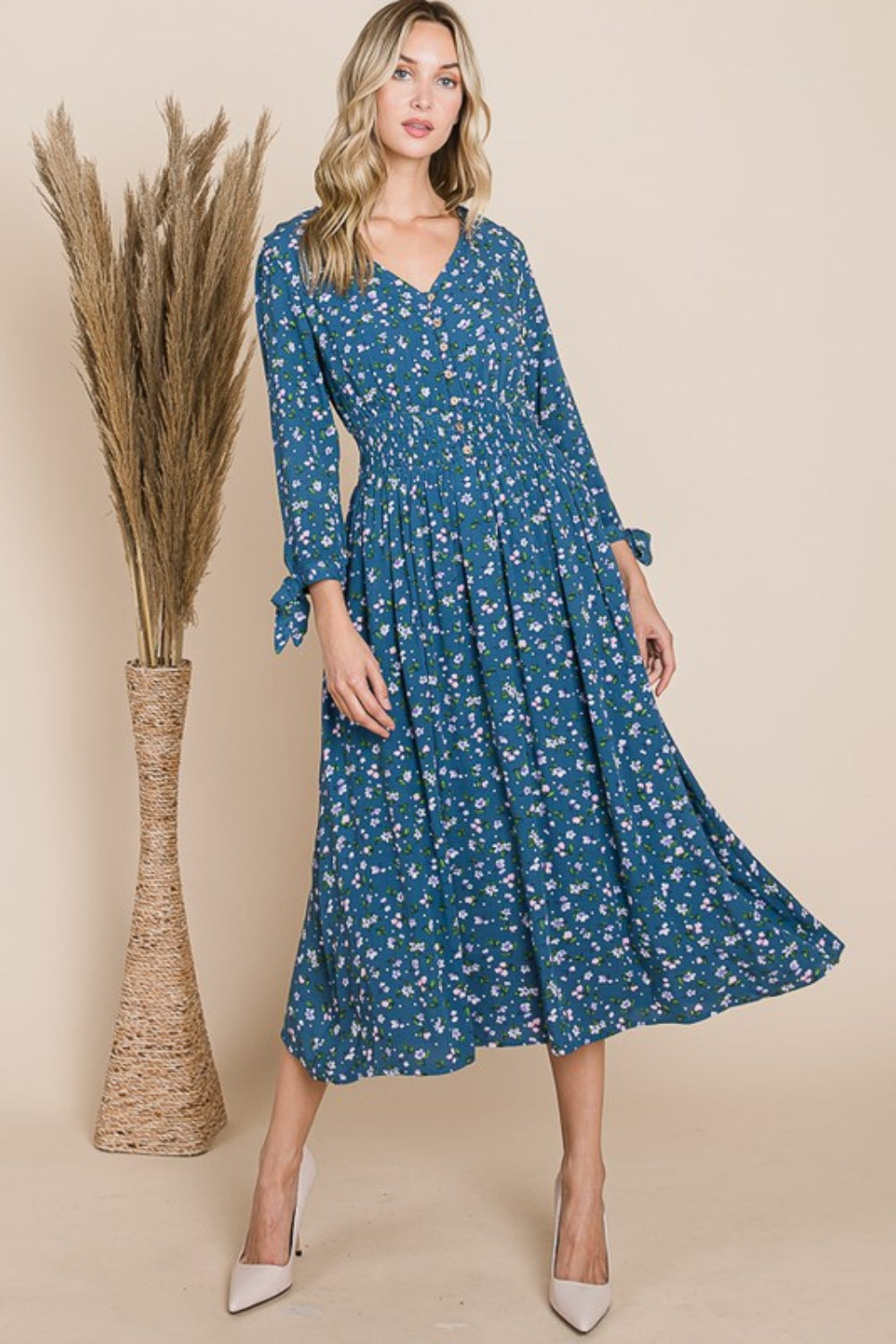 Hazel Blues® |  Reborn J Floral V-Neck Midi Dress