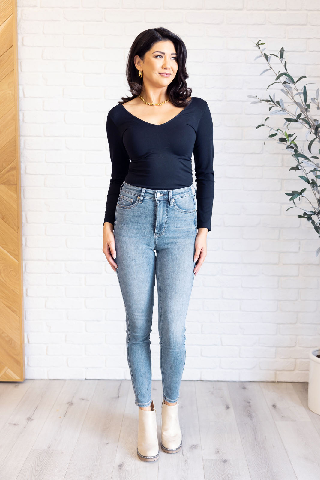 Hazel Blues® |  Justine High Rise Control Top Contrast Wash Skinny Jeans