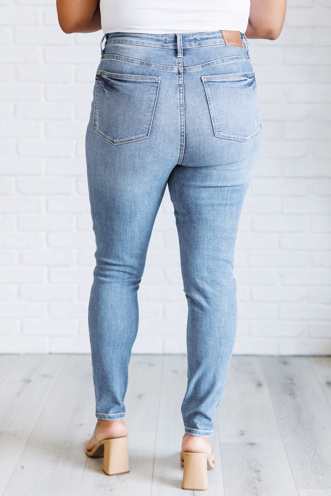 Hazel Blues® |  Justine High Rise Control Top Contrast Wash Skinny Jeans