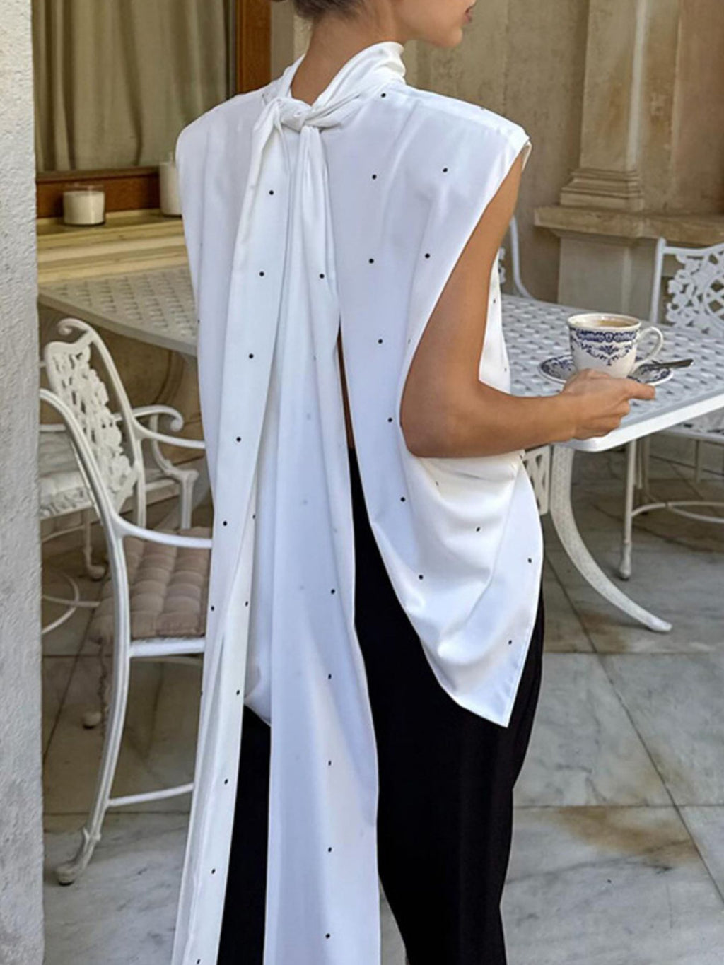 e79e7a3a7fe54995829e91691503d161-Max