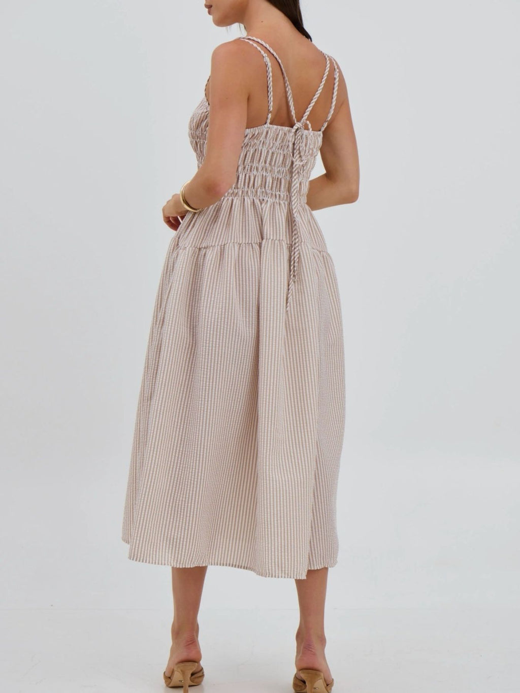 dc3649d8-7b91-47d7-ad0e-c77247f7c84c-Max