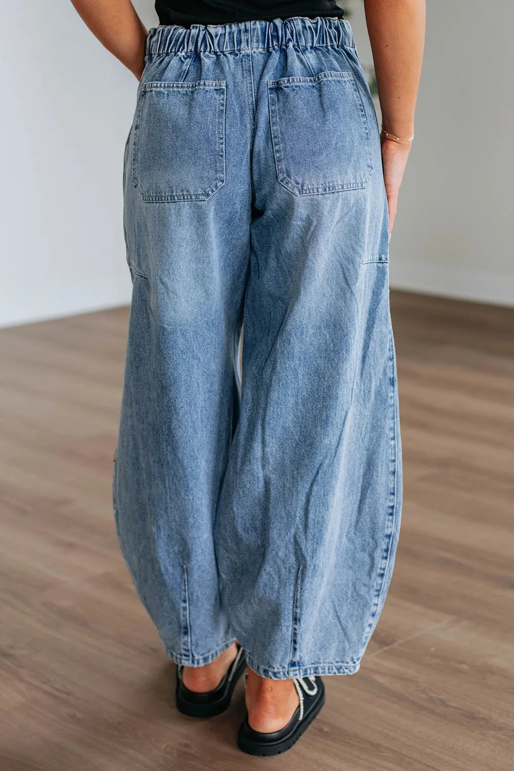 パンツ SAND SOUND One Tuck Signature Wide Denim Blue One Tuck Wide Denim Pants Light Blue – Slam Jam®