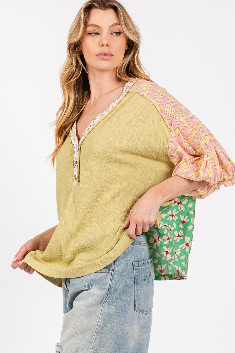 Hazel Blues® |  SAGE + FIG Color Block Bubble Sleeve Top