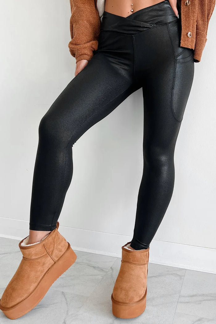 Hazel Blues® |  Pocketed V-Cut Waist Leggings