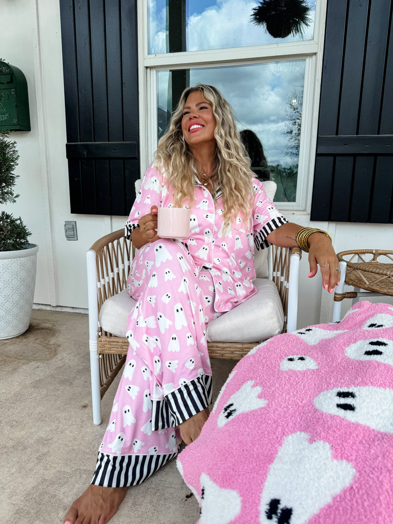 Hazel Blues® |  HALLOWEEN CLOUD BLANKET