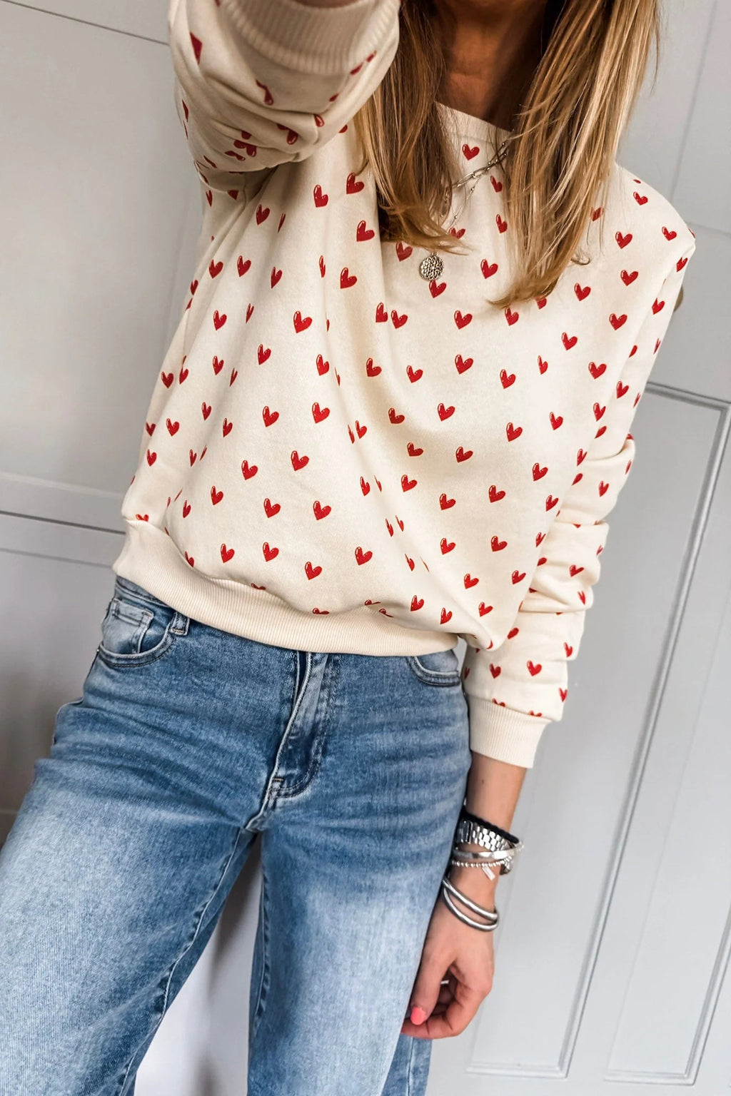 Heart Print Round Neck Long Sleeve Regular Fit Sweatshirt