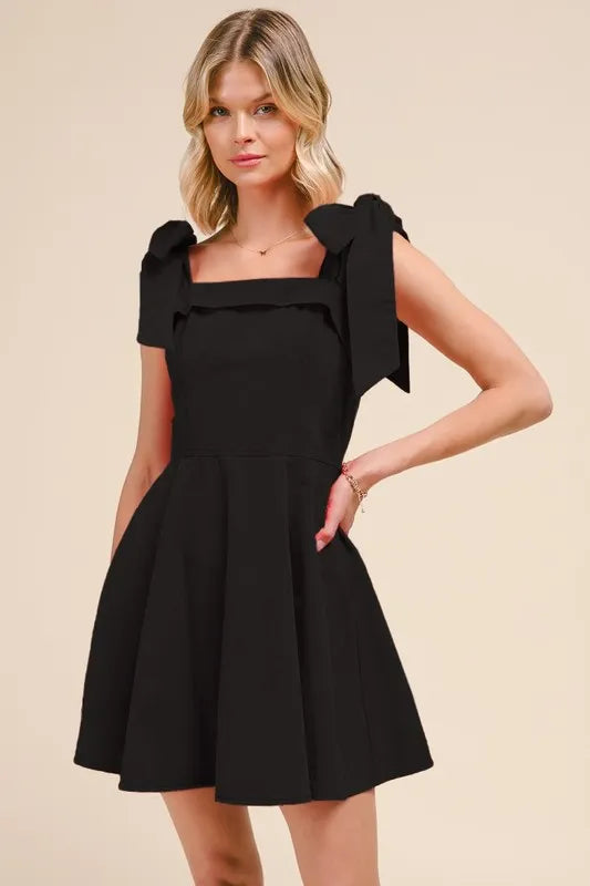 Montret SO ME Fit and Flare Washed Gameday Dress Black / S