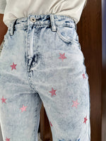 Hazel Blues® |  Distressed Star Straight Jeans with Pockets