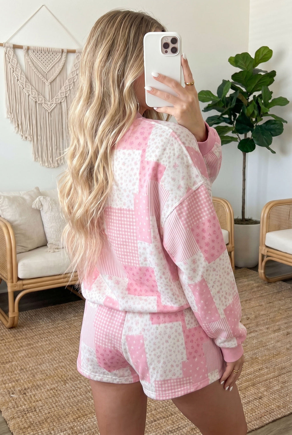 Light Pink Patchwork Floral-Print Drop-Shoulder Baggy Pullover Drawstring Shorts Set