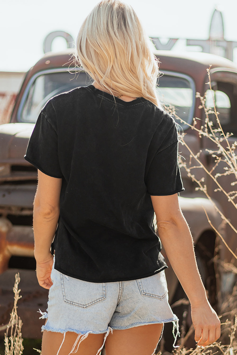 Hazel Blues® |  Black Western HOWDY Steer Head Print Side Slits Loose Fit T Shirt