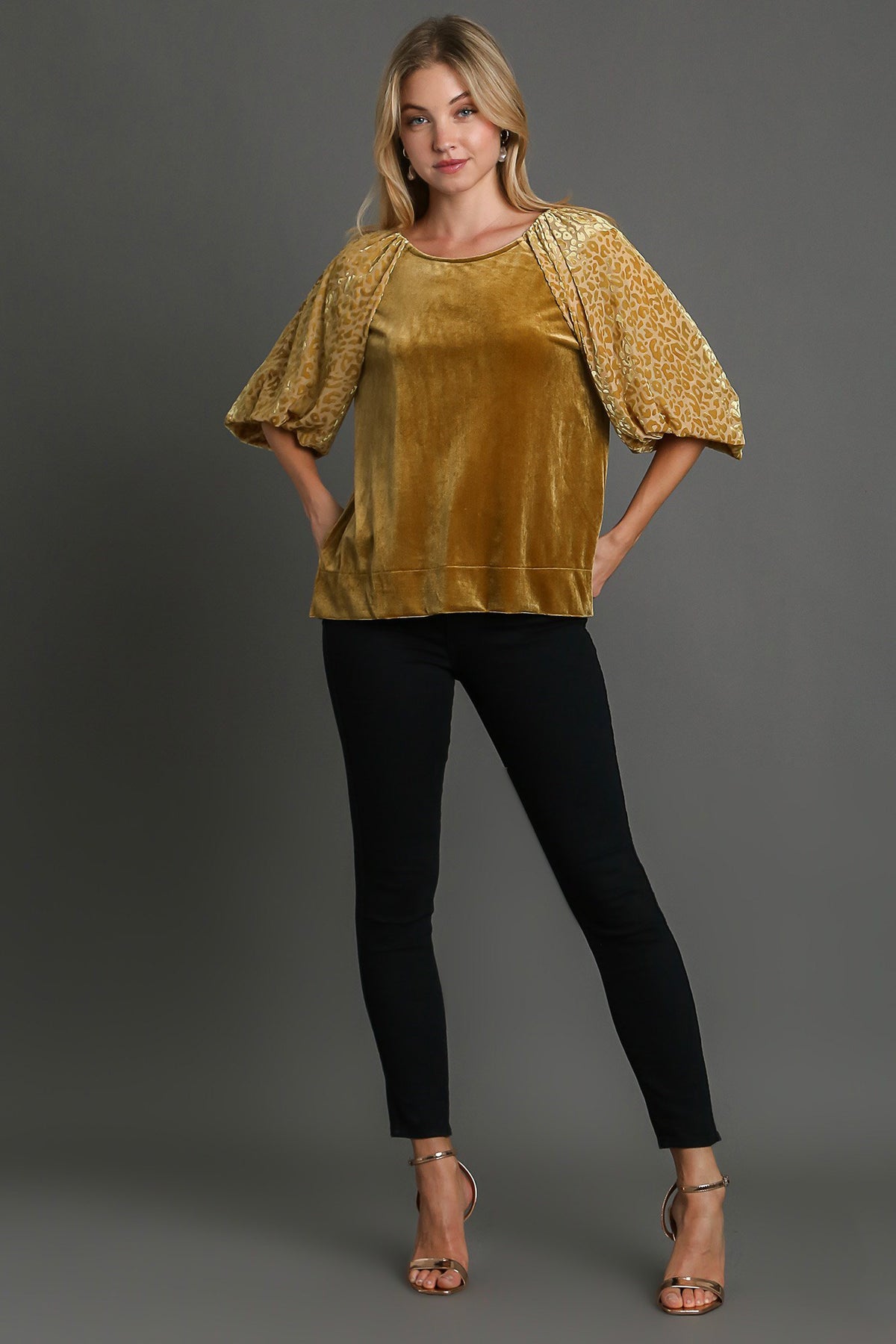 Hazel Blues® |  Umgee Round Neck Leopard Balloon Sleeve Velvet Top