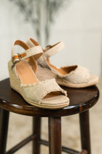 Hazel Blues® |  Arnold Natural Linen Wedges