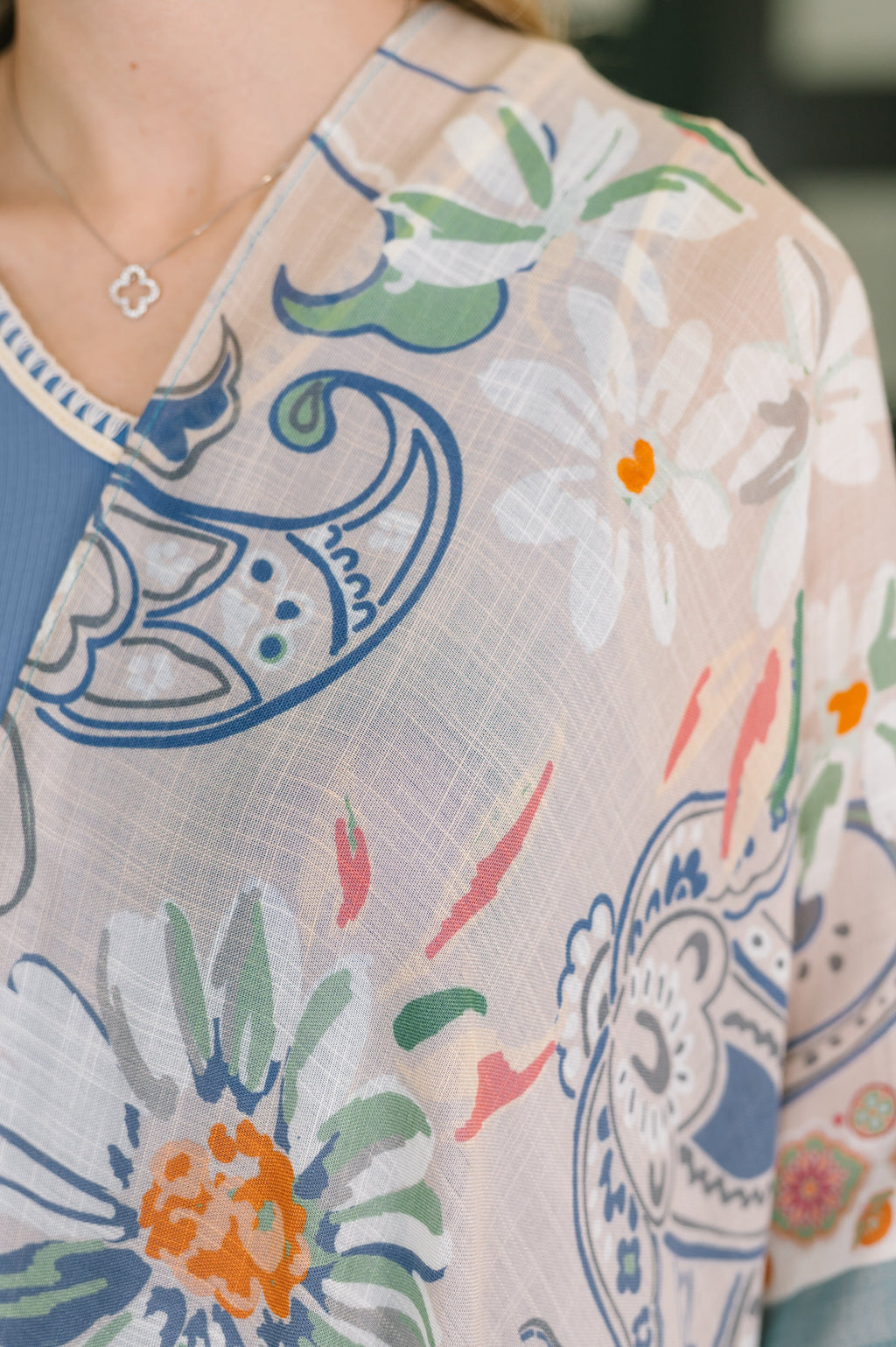 Hazel Blues® |  Back to My Roots Lightweight Kimono