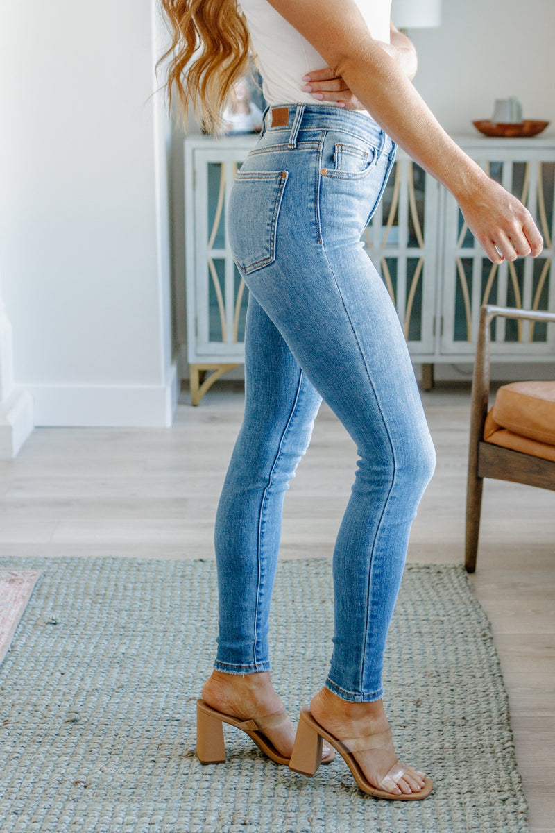 Hazel Blues® |  Catherine Mid Rise Vintage Skinny Jeans