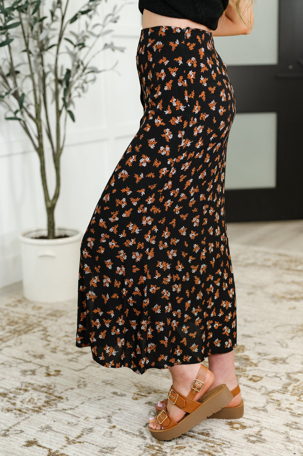Hazel Blues® |  Crisp Kiss Midi Skirt in Rust, White and Black