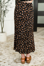 Hazel Blues® |  Crisp Kiss Midi Skirt in Rust, White and Black