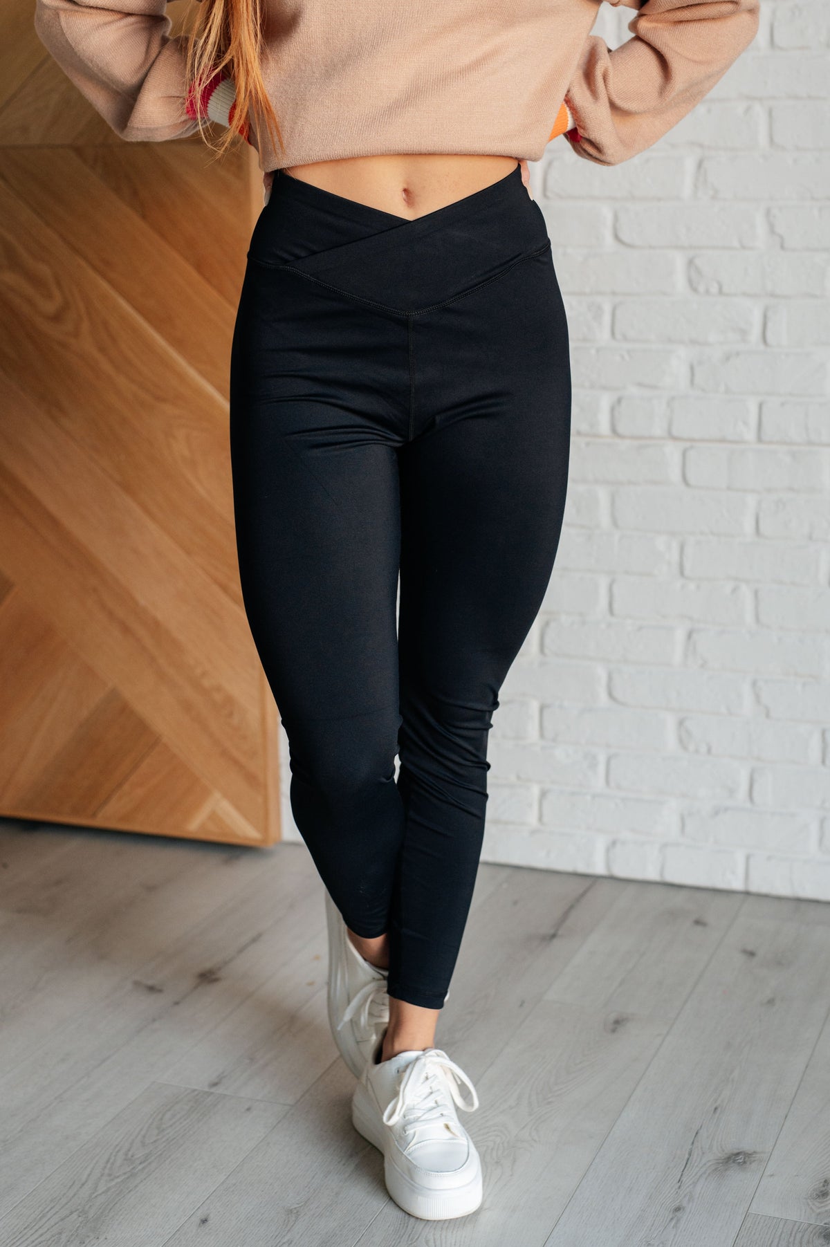 Hazel Blues® |  Do The Most V Front Leggings