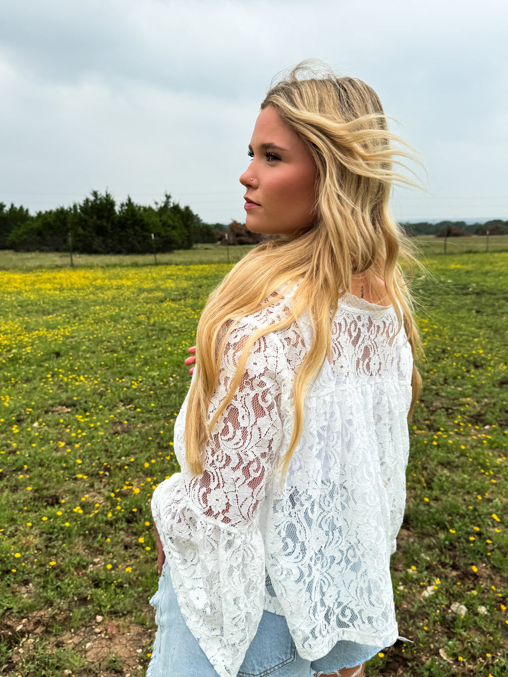 SWEET MAGNOLIA LACE TOP