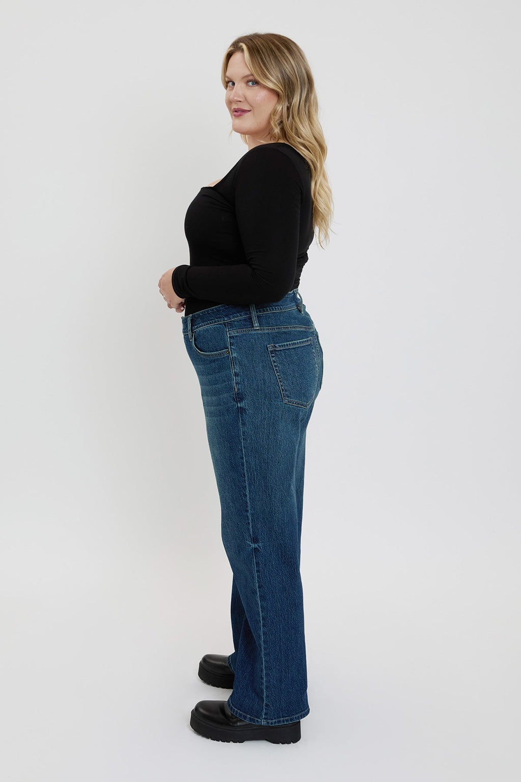 Luxe Wide-Leg Jeans