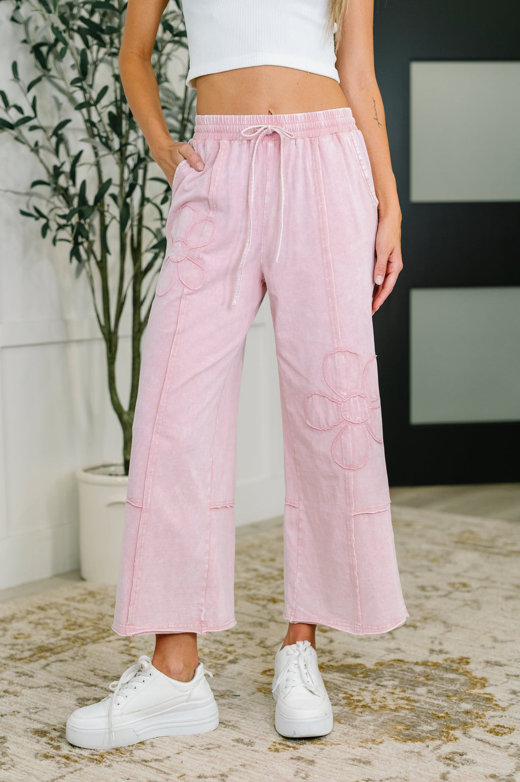 Hazel Blues® |  PREORDER: Flower Applique Cropped Flare Bottoms in Light Pink