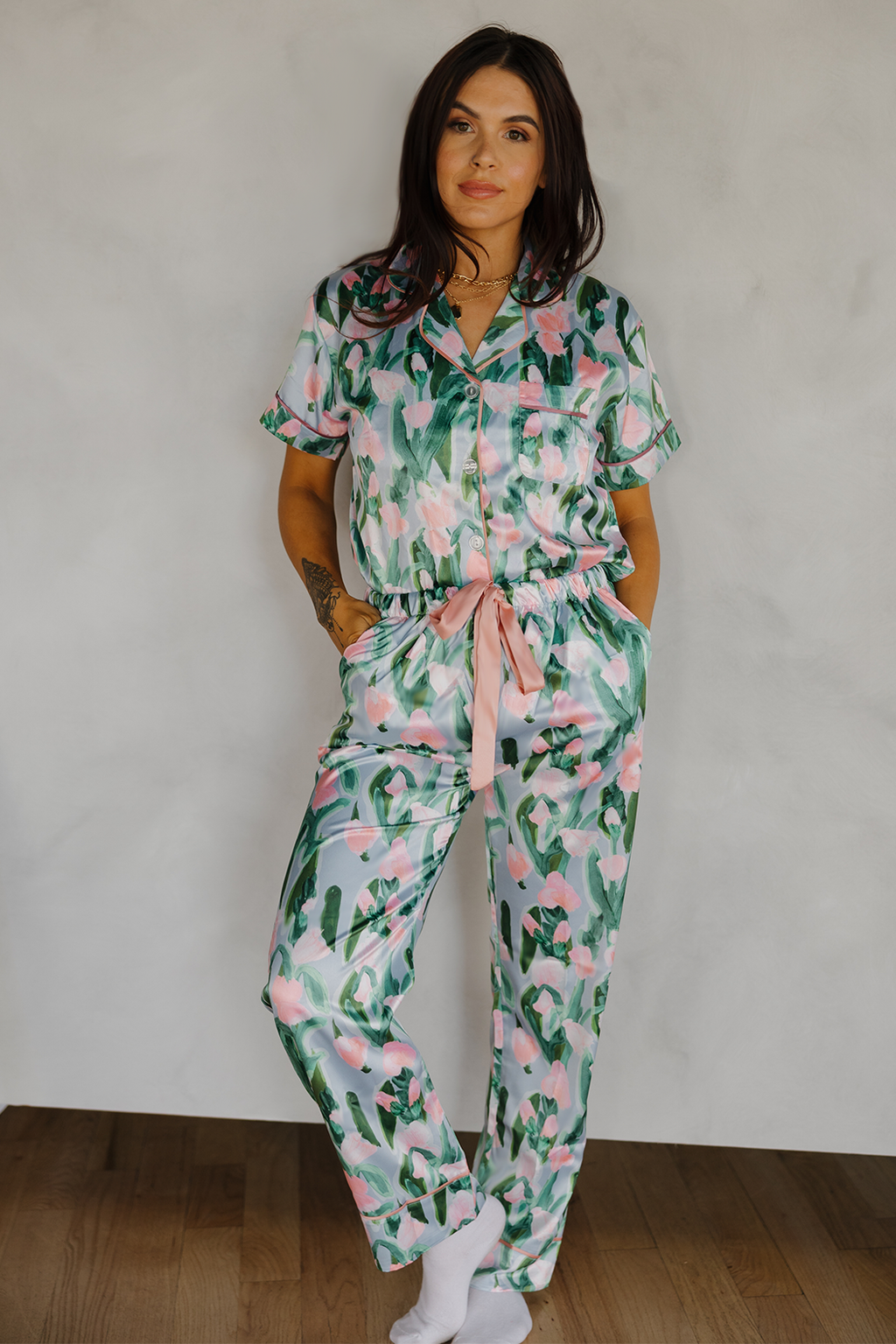 Fluid Tulips Satin Pajama Pants Set with Ribbon Tie