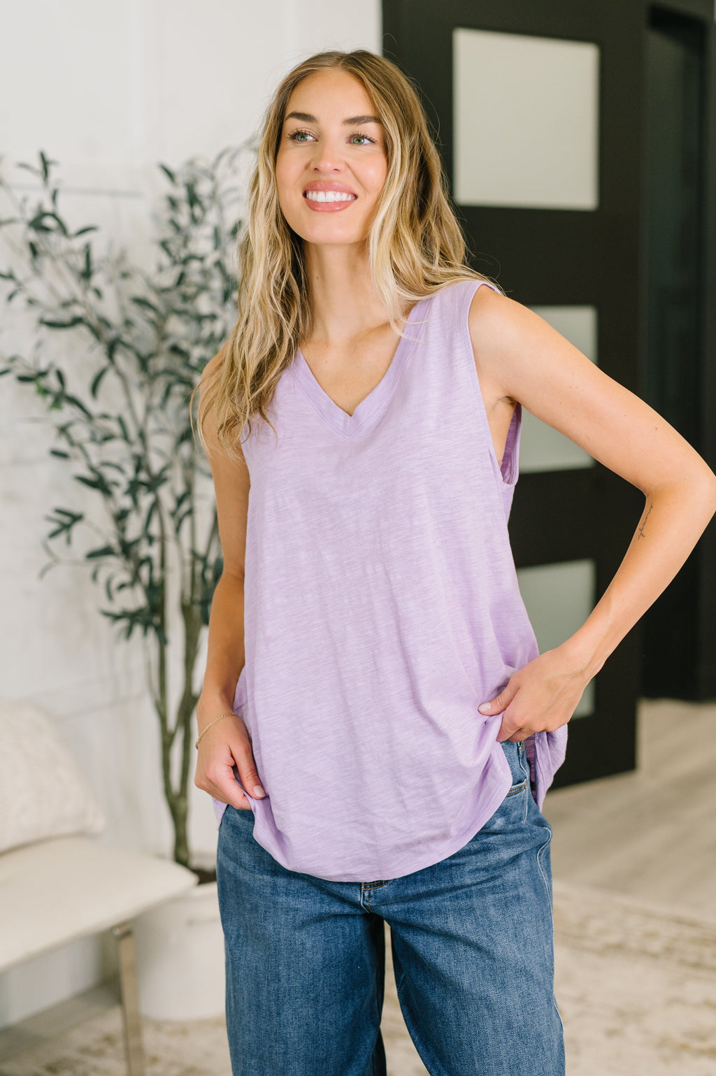Getting Good V-Neck Tank In Lilac
