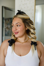 Hazel Blues® |  Got Your Back Heatless Curling Set in Black