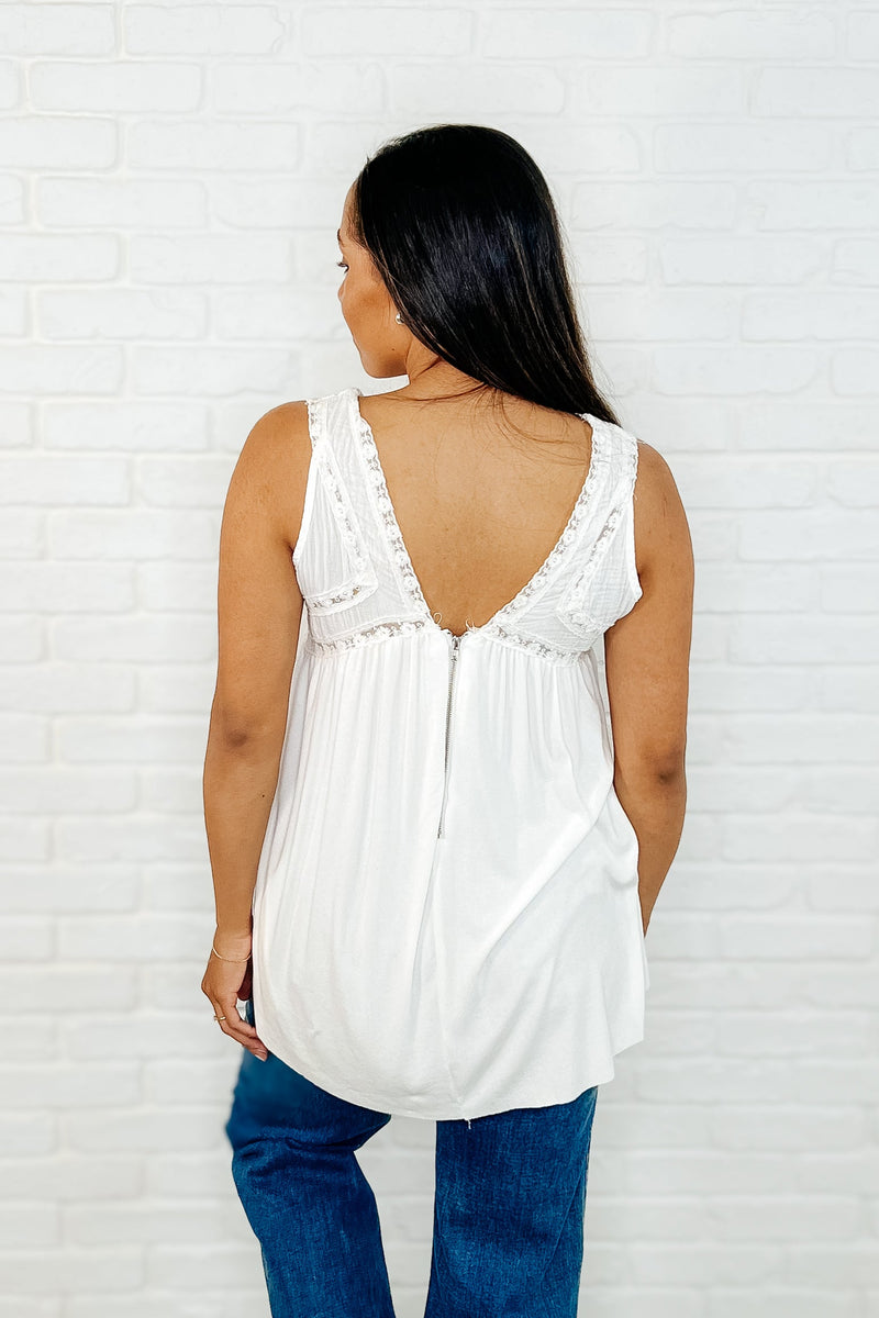 Hazel Blues® |  Let em' Breathe V-Neck Tank in Off White