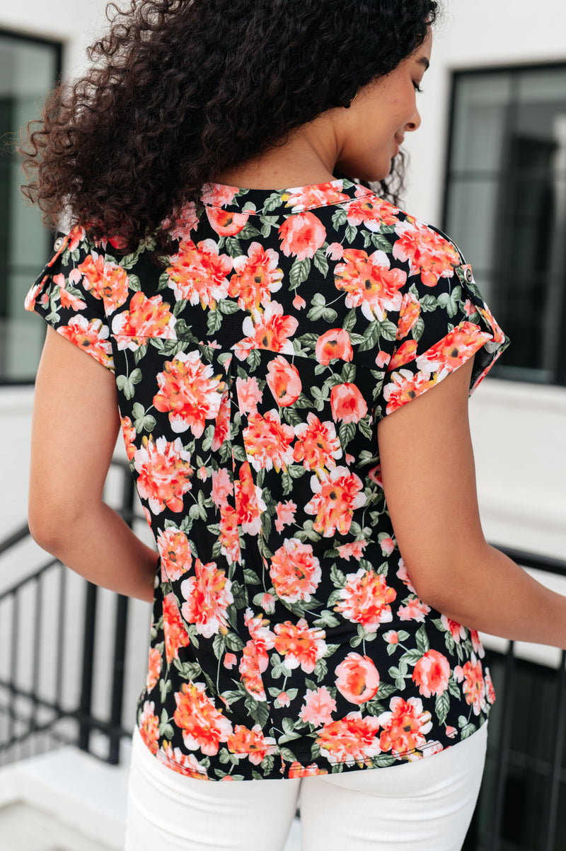 Hazel Blues® |  Lizzy Cap Sleeve Top in Black and Coral Floral