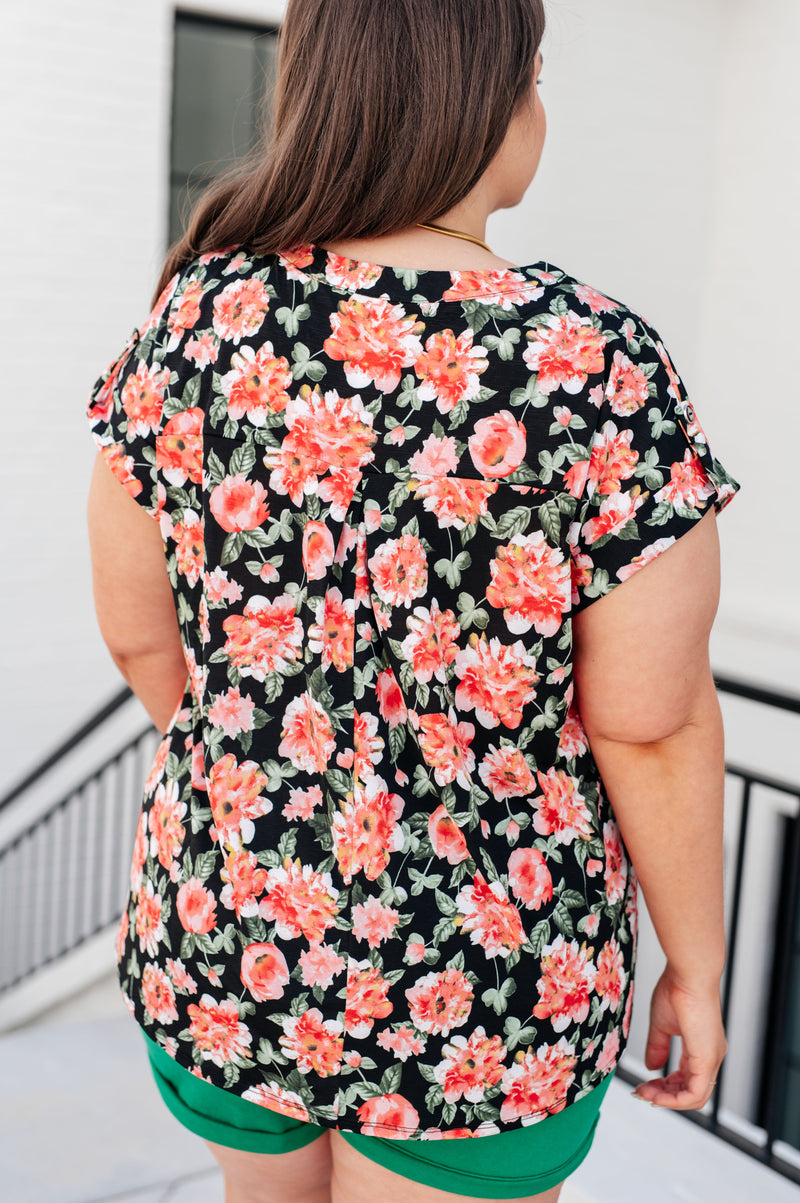 Hazel Blues® |  Lizzy Cap Sleeve Top in Black and Coral Floral