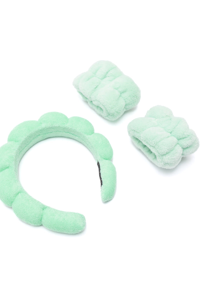 Hazel Blues® |  Lost in the Moment Headband and Wristband Set in Green