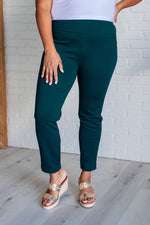 Hazel Blues® |  Magic Ankle Crop Skinny Pants in Hunter Green