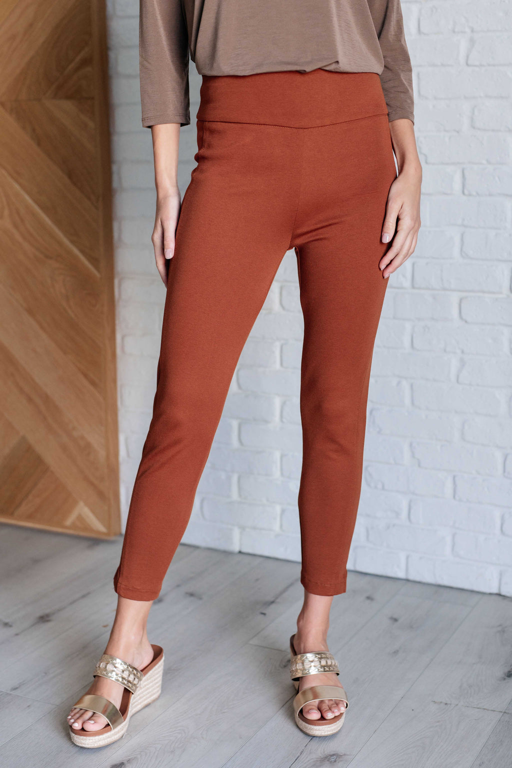 Hazel Blues® |  Magic Ankle Crop Skinny Pants in Rust