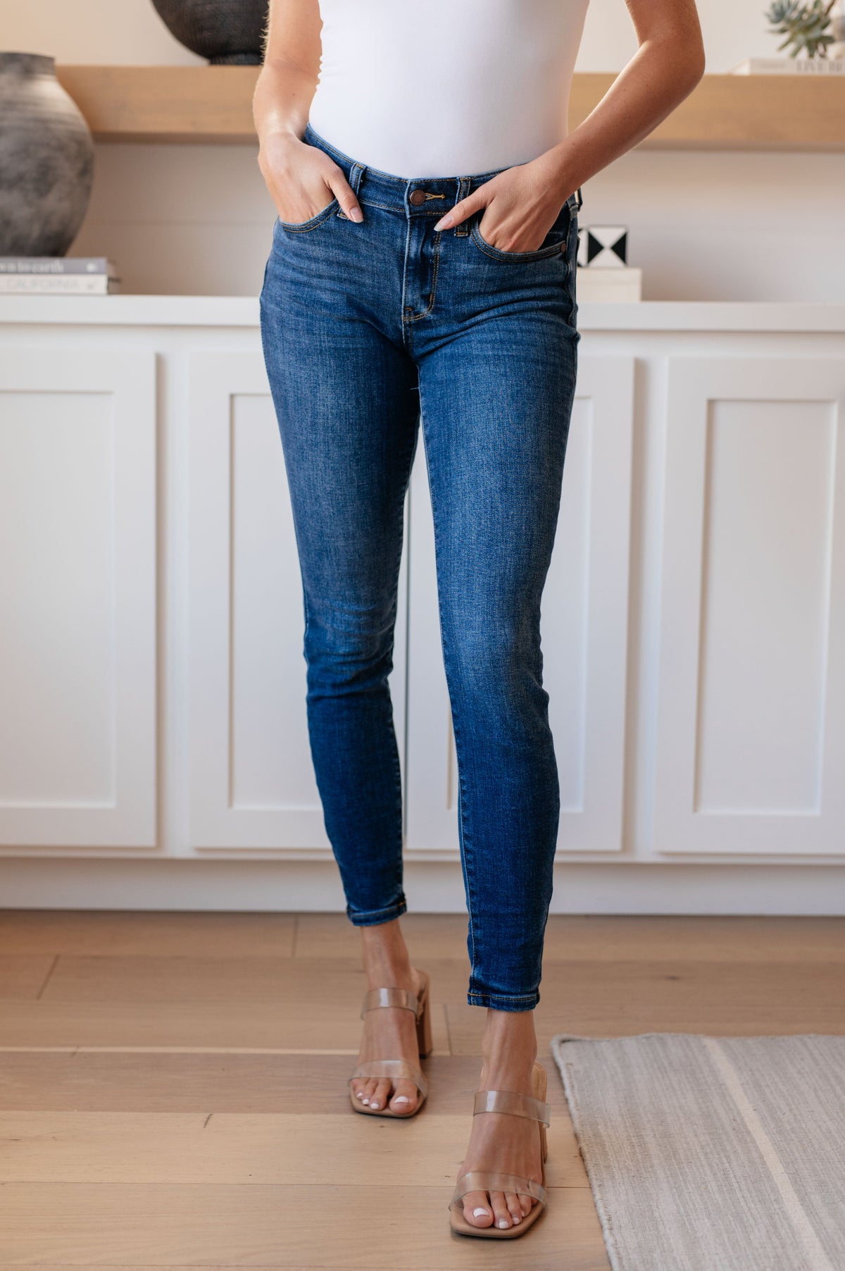 Hazel Blues® |  Maxine Mid-Rise Skinny Jeans