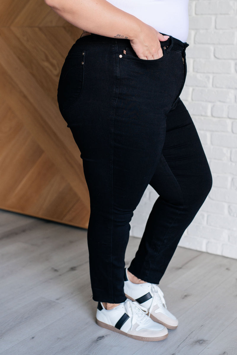 Hazel Blues® |  Nicole Tummy Control Skinny Jeans in Black