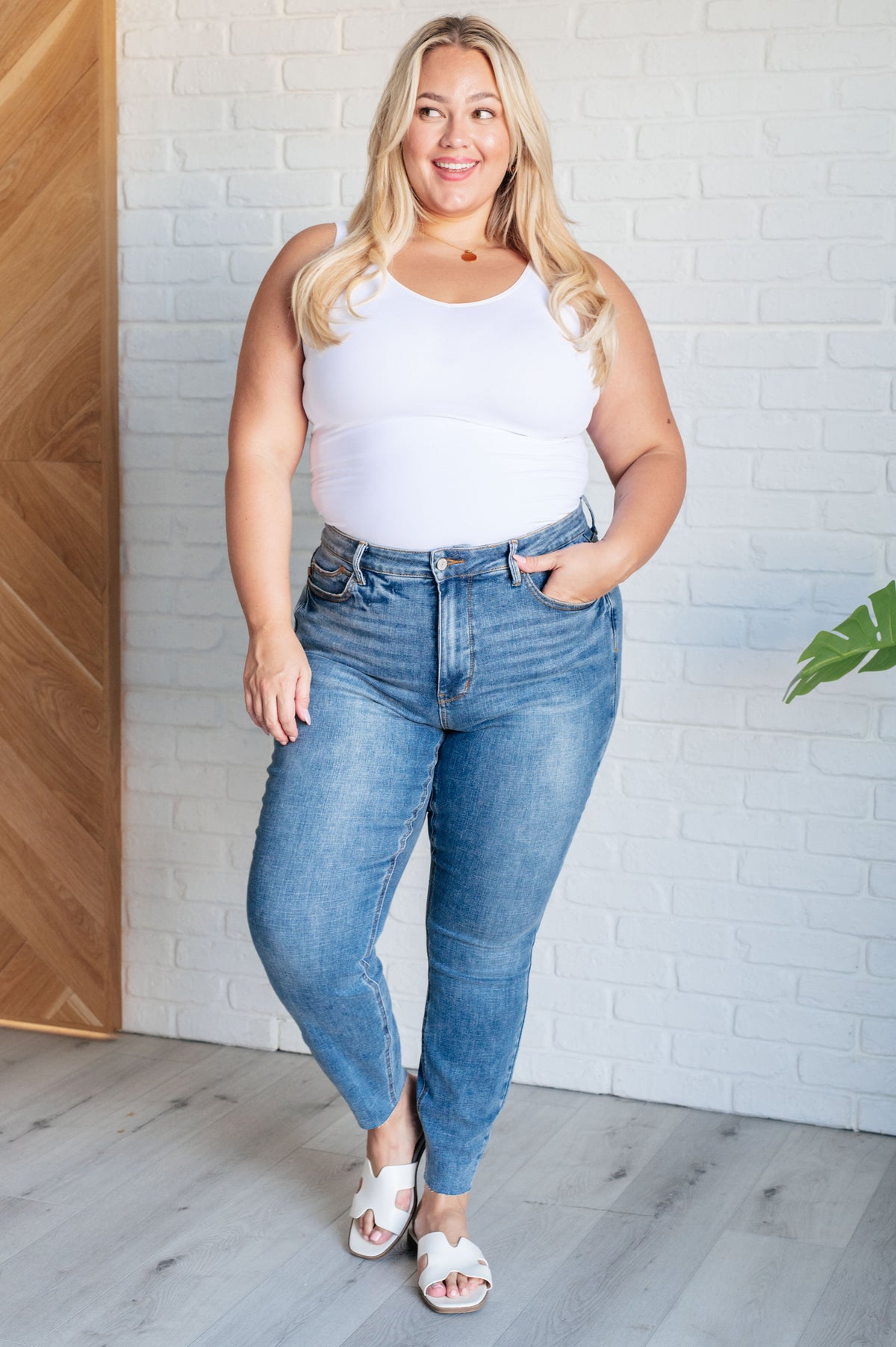 Hazel Blues® |  Nicole Tummy Control Skinny Jeans in Vintage Wash