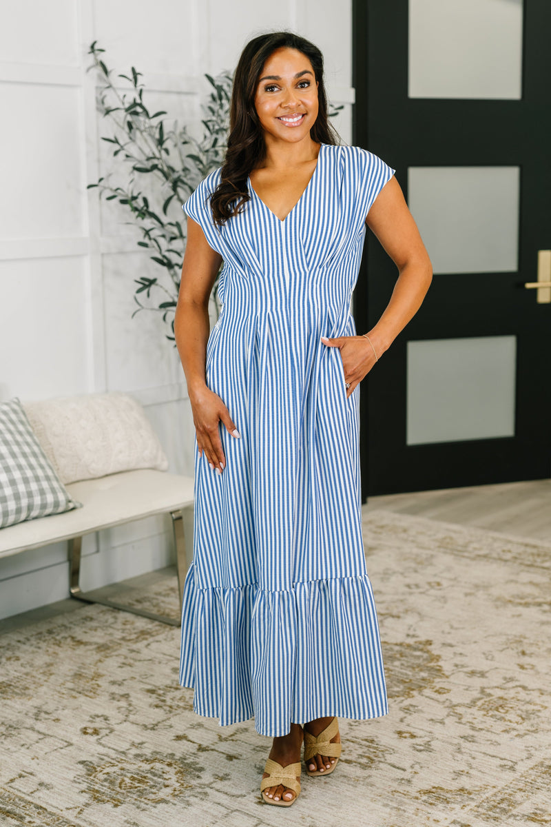 pleated waist maxi dress Yours London Women's Plus Size Green Knot Pleated Maxi Dress Size 6