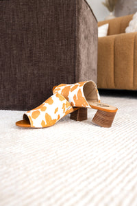 Hazel Blues® |  Richwood Peeptoe Tan and White Cowhide Slide