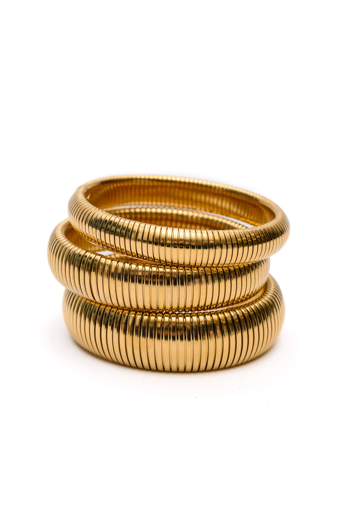 Hazel Blues® |  Sassy but Classy Ribbed Bangles in Gold Set of 3