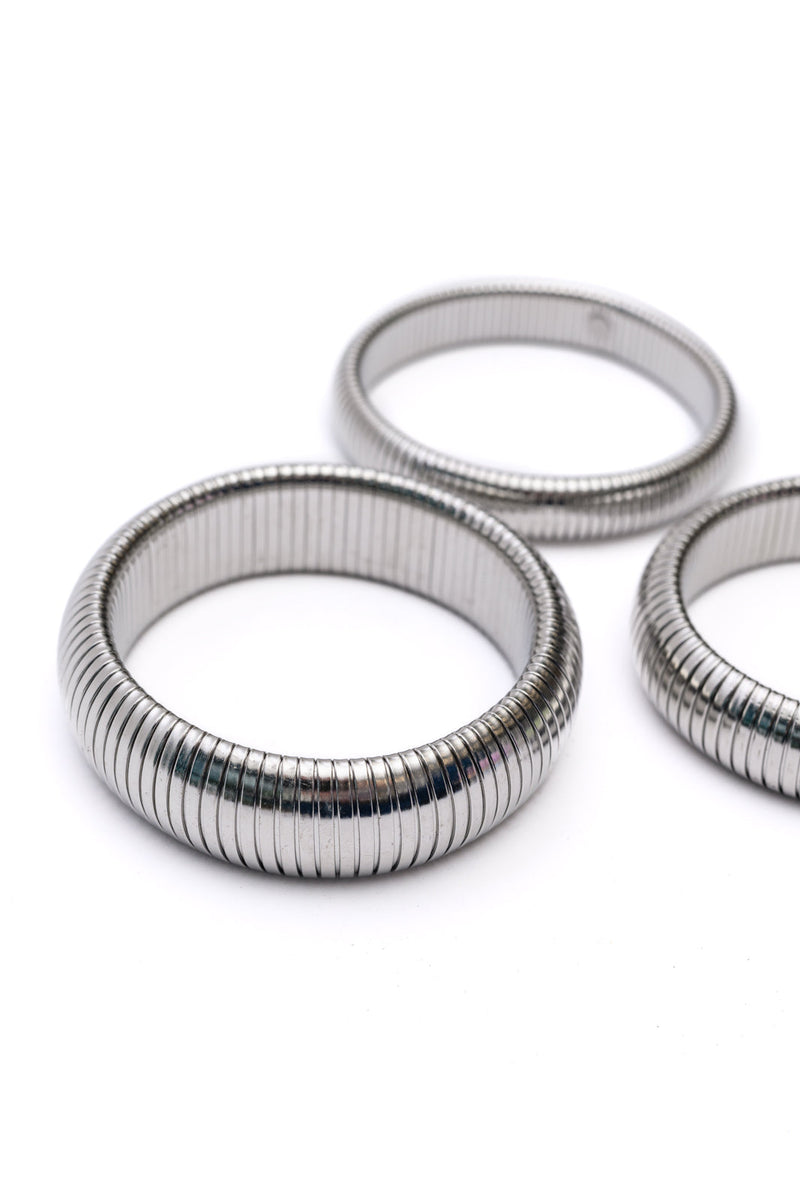 Hazel Blues® |  Sassy but Classy Ribbed Bangles in Silver Set of 3