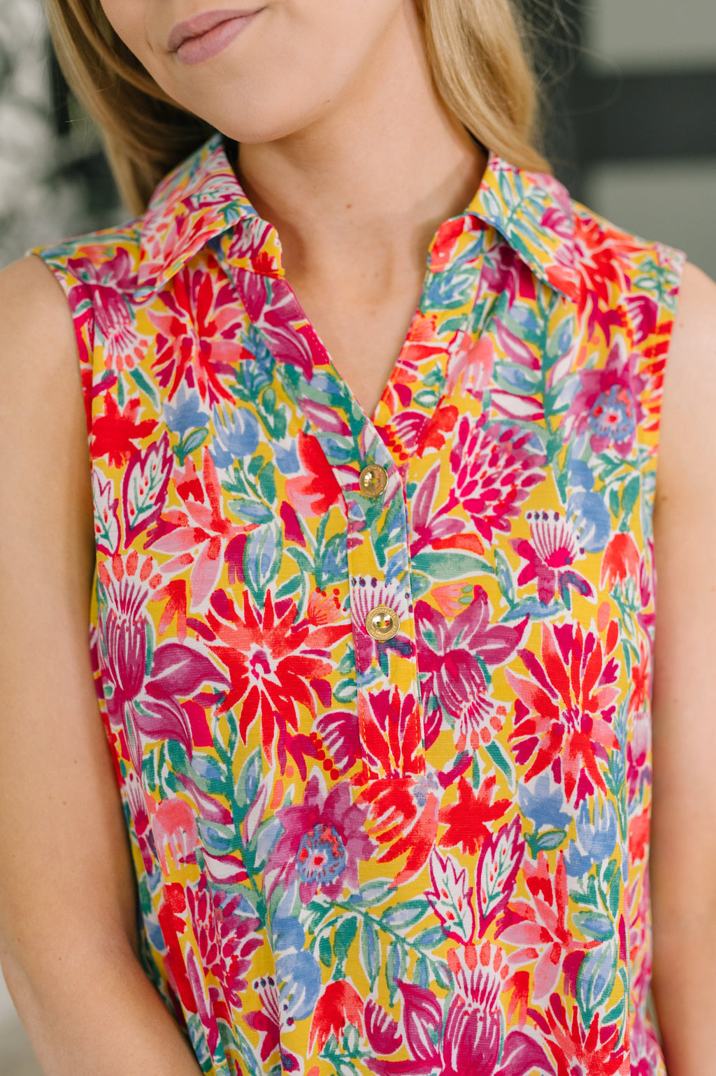 Hazel Blues® |  Sea Spray Collared Sleeveless Top in Island Bloom
